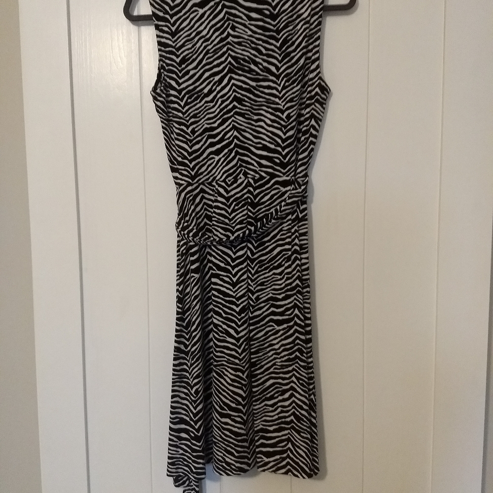Zebra Pattern A Shape Dress - image 6